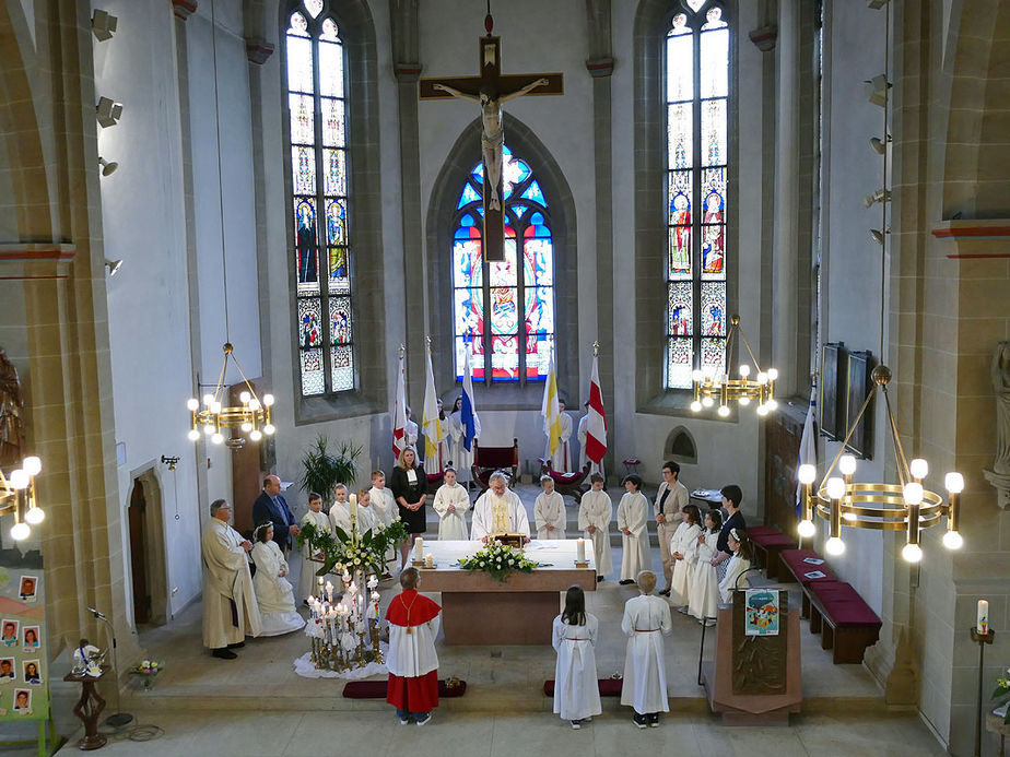 Feier der 1. Heiligen Kommunion in Sankt Crescentius (Foto: Karl-Franz Thiede)